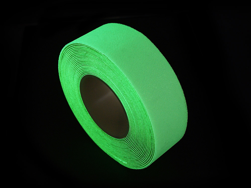 New-High-Quality-Glow-in-the-Dark-Anti-Slip-Tape
