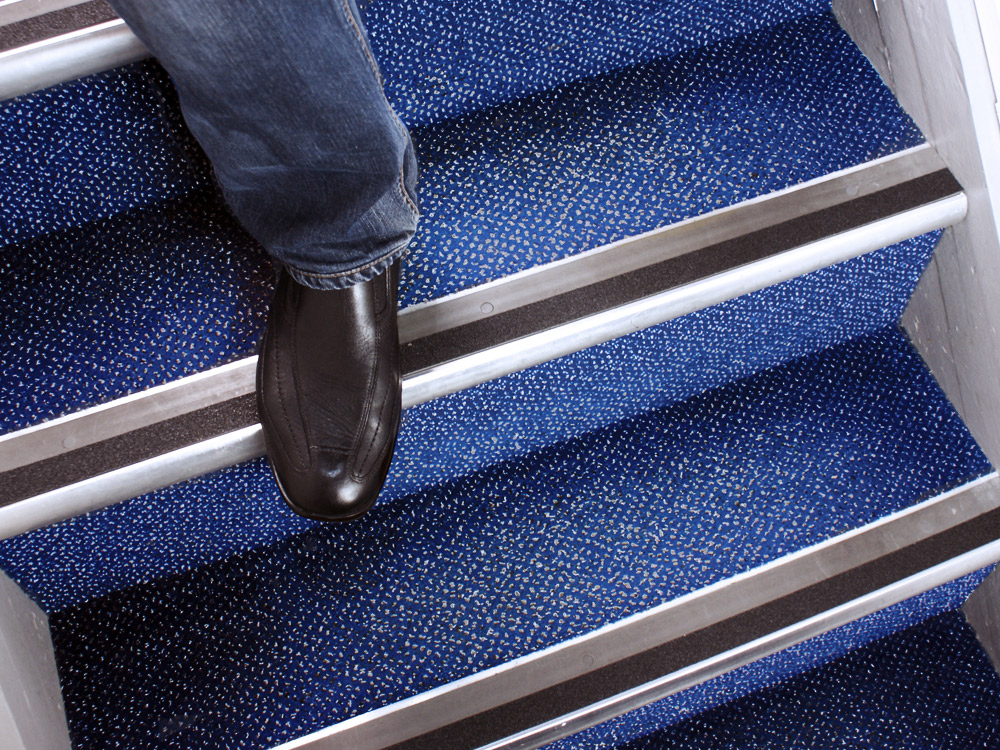 Replacement-Anti-Slip-Inserts-for-Stair-Nosings